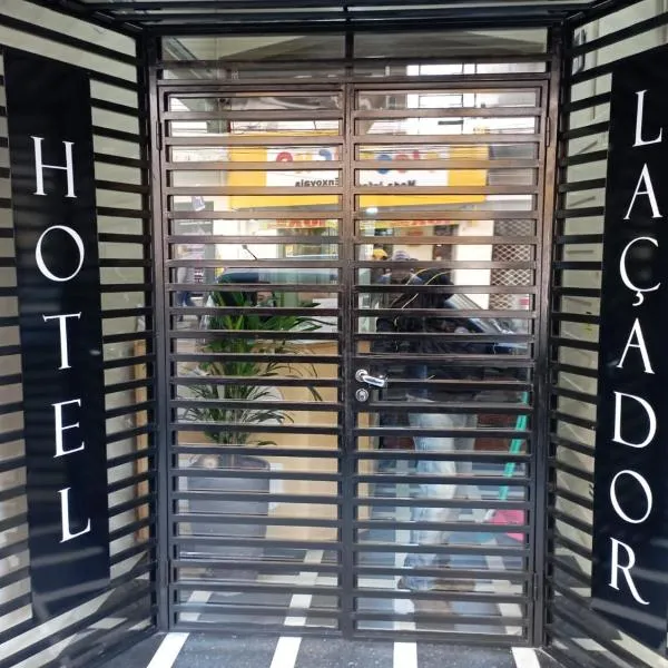 Hotel Laçador