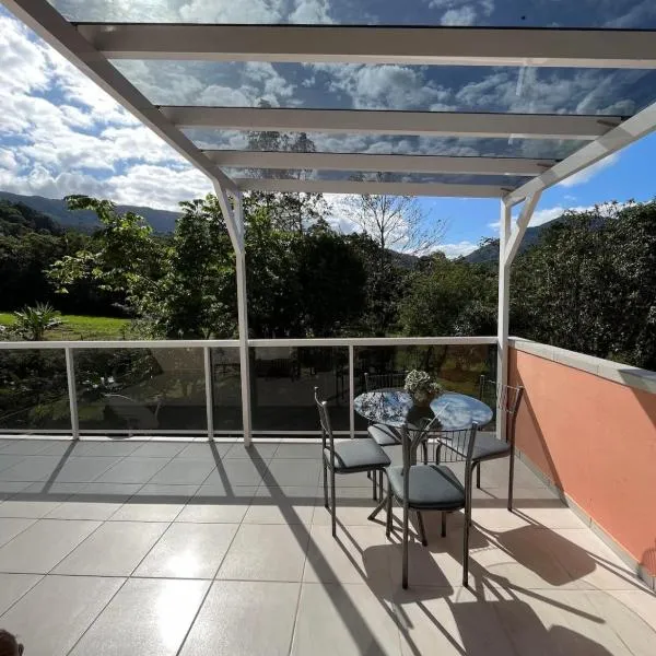 Loft com linda vista na Rota do Enxaimel