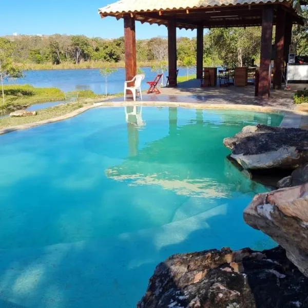 Chalé defronte Lagoa na Serra do Cipó próximo a Cachoeira Grande, Cachoeira do Pedrão e Cachoeira Véu da Noiva