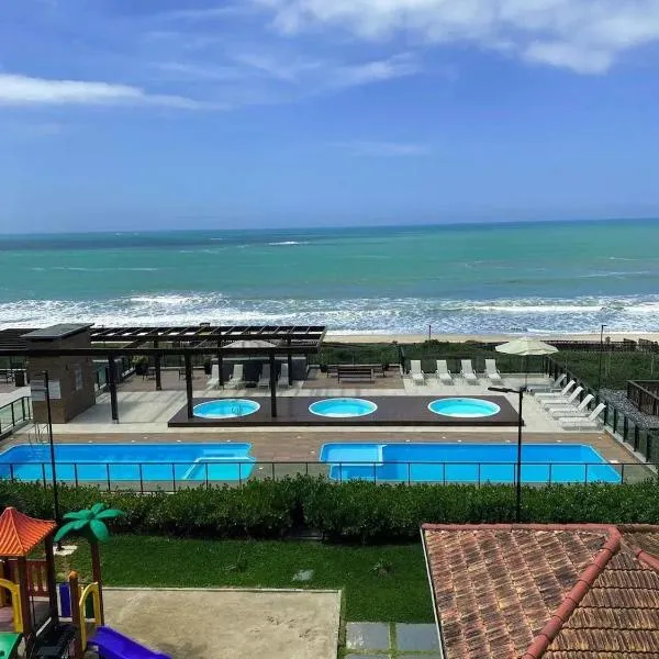 Vila Açoriana Confort club, pé na areia