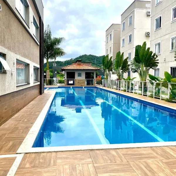 Apartamento inteiro 2 quartos com piscina Camboriú