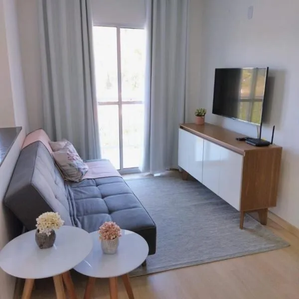 Apartamento em condomínio Nogueira Petrópolis Rj