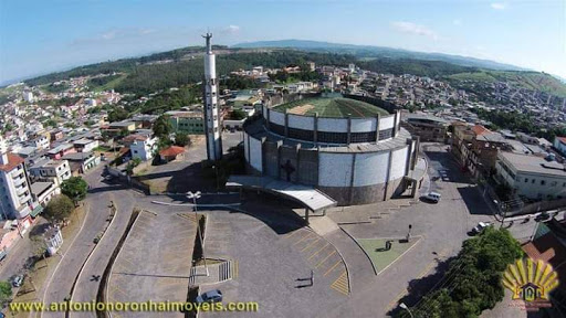 Melhores Hotéis Baratos Perto de Conselheiro Lafaiete, Minas Gerais 2025