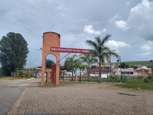 Melhores Hotéis Baratos Perto de São Sebastião do Rio Verde, Minas Gerais 2025